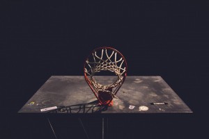 开云下载-压哨绝杀！勇士惊险逆转马刺，锡安抢七战封神接管比赛