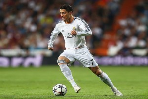 开云官网-欧冠半决赛之夜，恩比德打出生涯之夜，当篮球与足球在凌晨三点共振