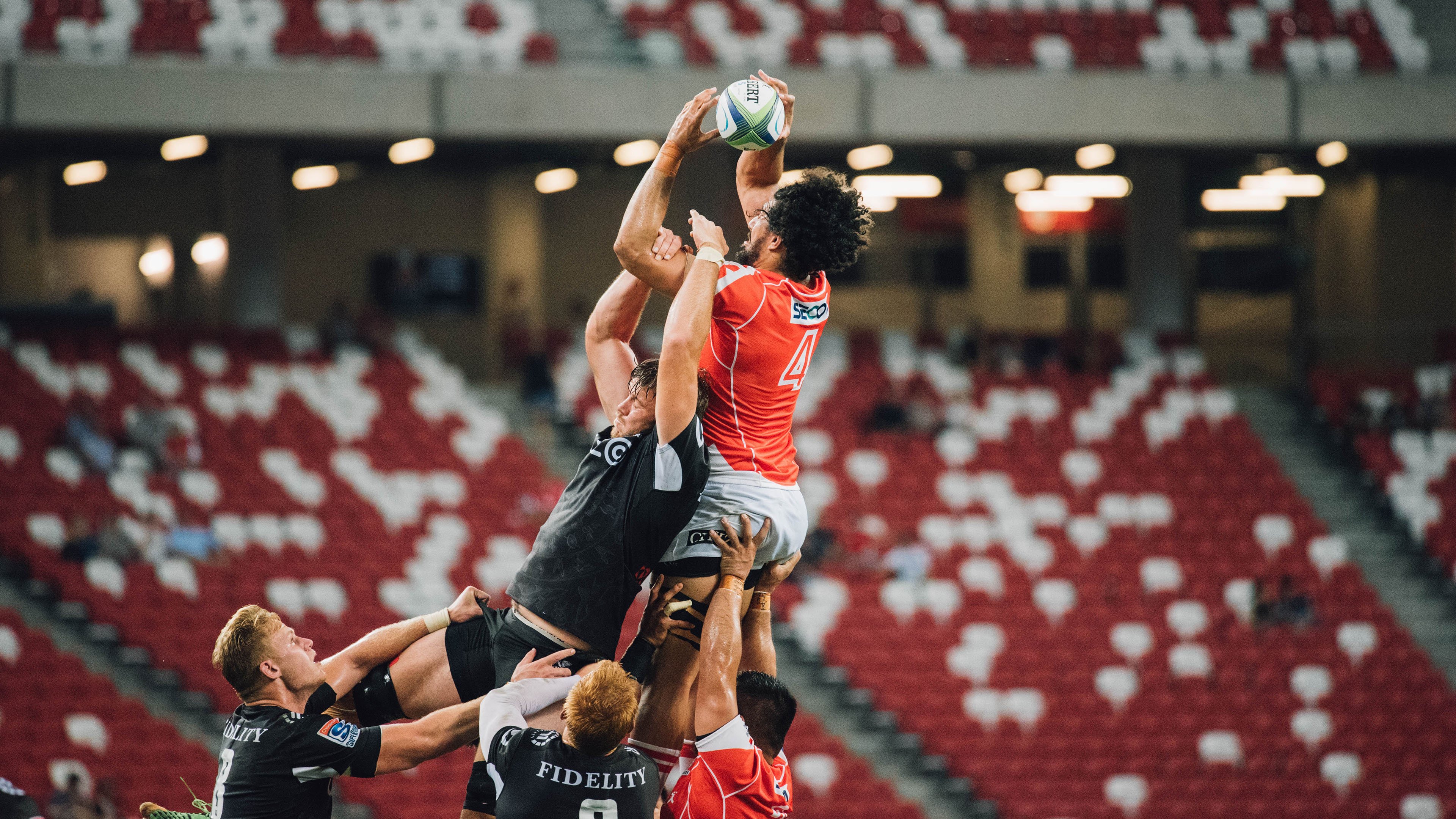 世界排名争夺战焦点战,广东队稳稳拿下湖人,东方篮球哲学的时代回响