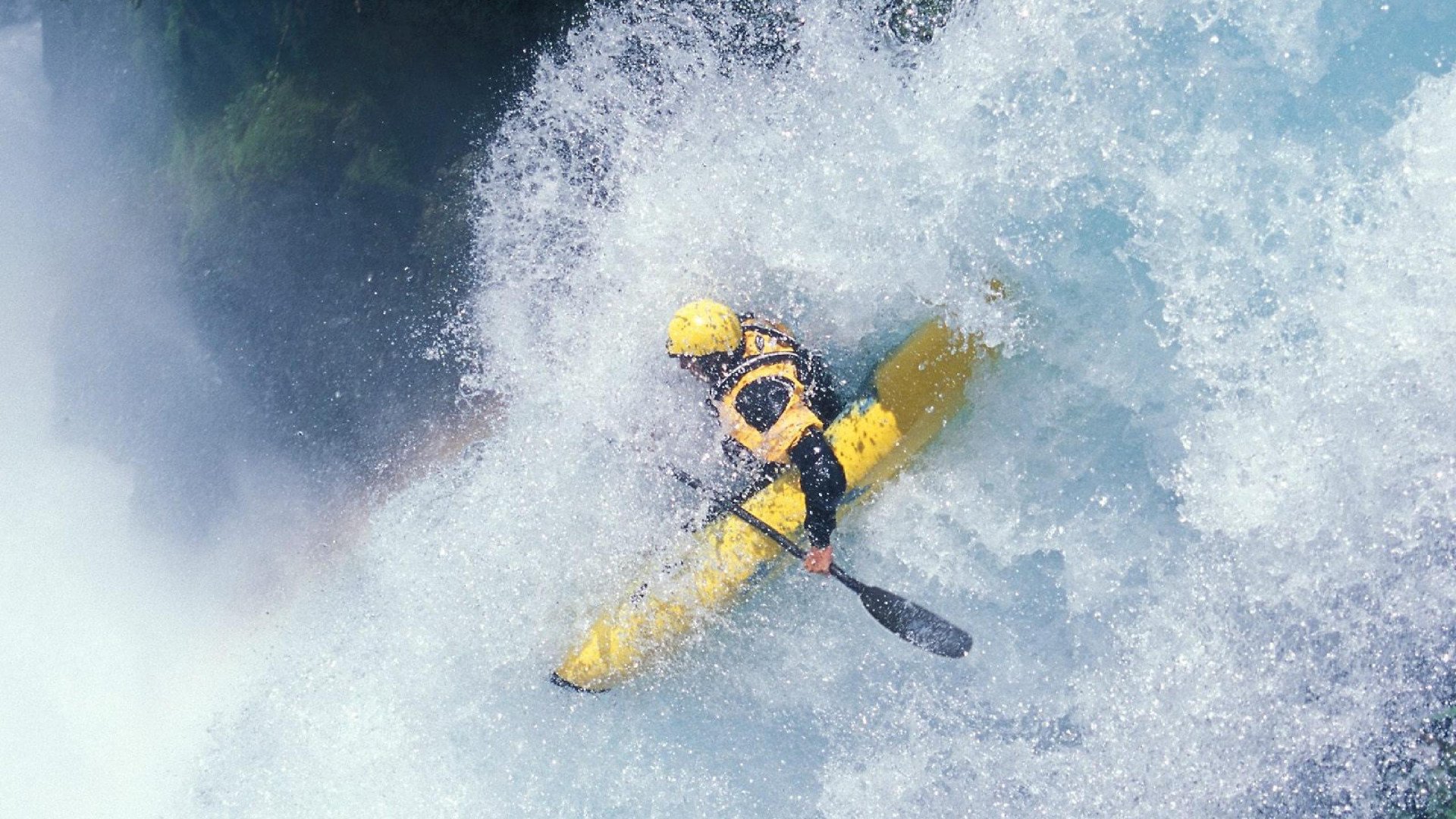 意甲焦点战之夜,范弗利特用冠军级表现,在圣西罗写下篮球的文艺复兴诗篇